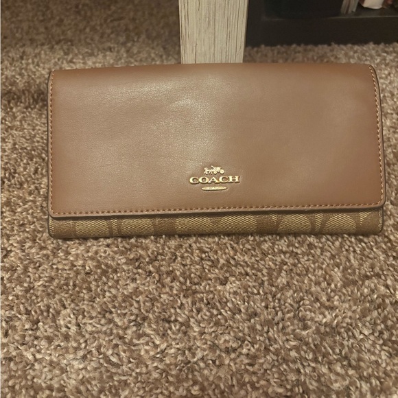 Coach Brown Leather Wallet - Picture 1 of 3